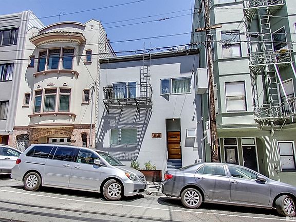 2nd image of 1016 Washington St