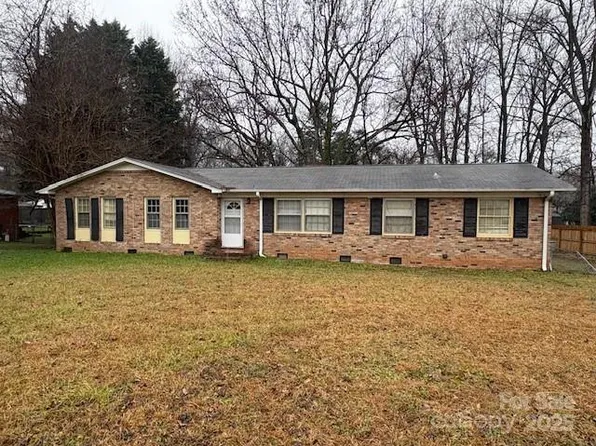 7119 Neal Rd, Charlotte, NC 28262