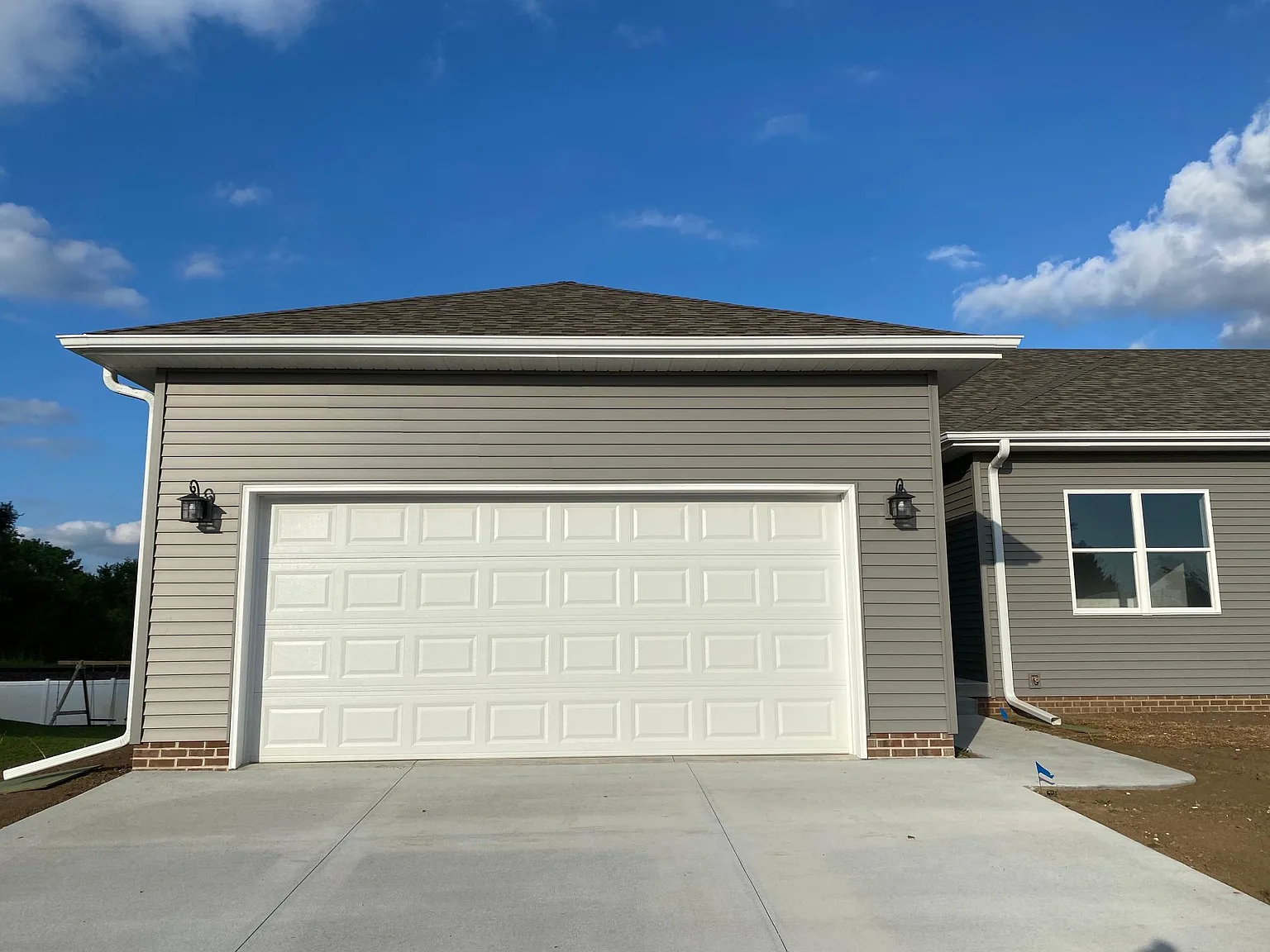 1206 S Ridge Cir — Photo 3