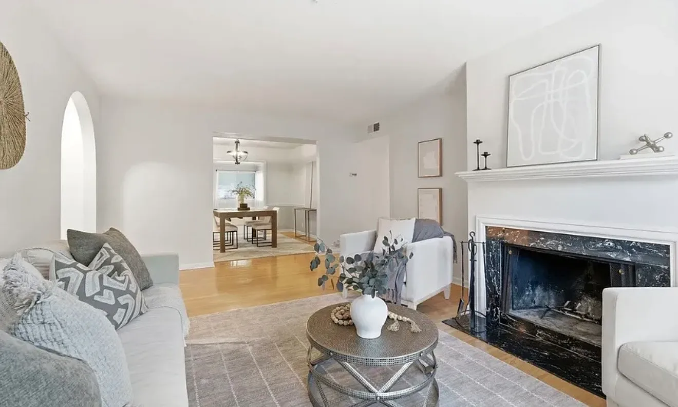 3 bed, 1586 sqft, $2,900 — Photo 2