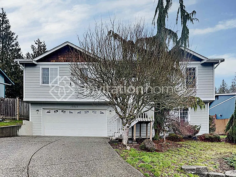 17617 Upland Dr — Photo 1