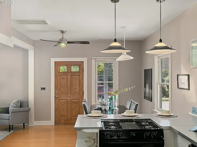 1407 N Winchell St — Photo 20