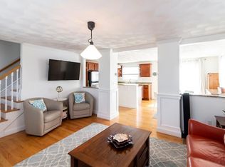 49 Roffee St, Barrington, RI 02806