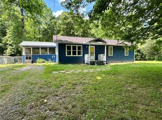 45 Liberty Ln, Cleveland, GA 30528