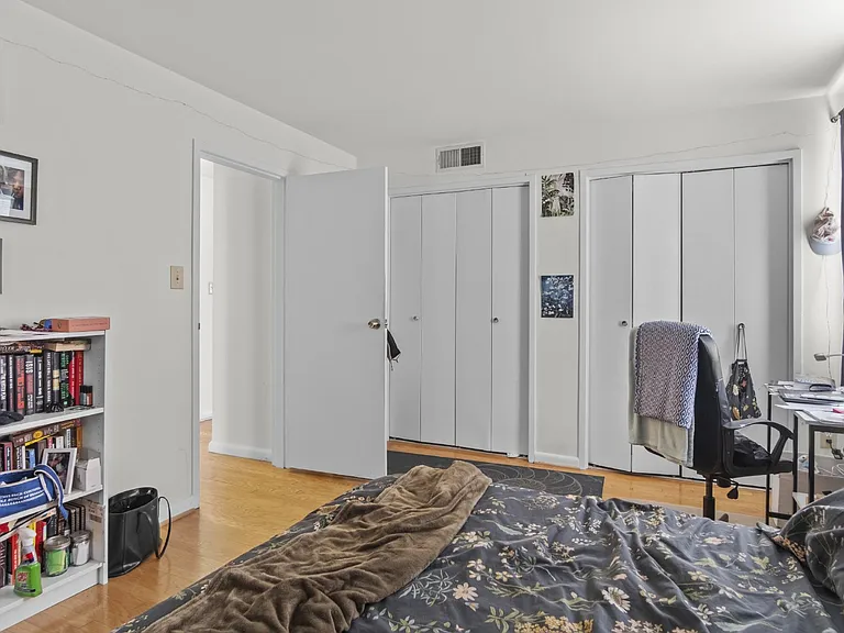 1931 N Cleveland St #213 — Photo 12