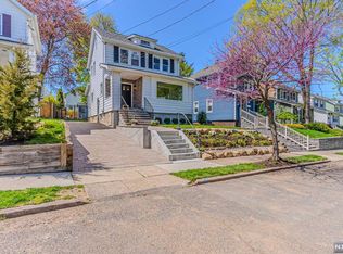 58 Windsor Rd, Oradell, NJ 07649