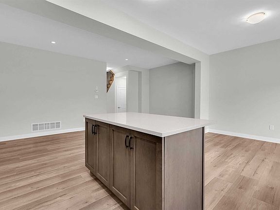 5th image of 26 Jayla Ln