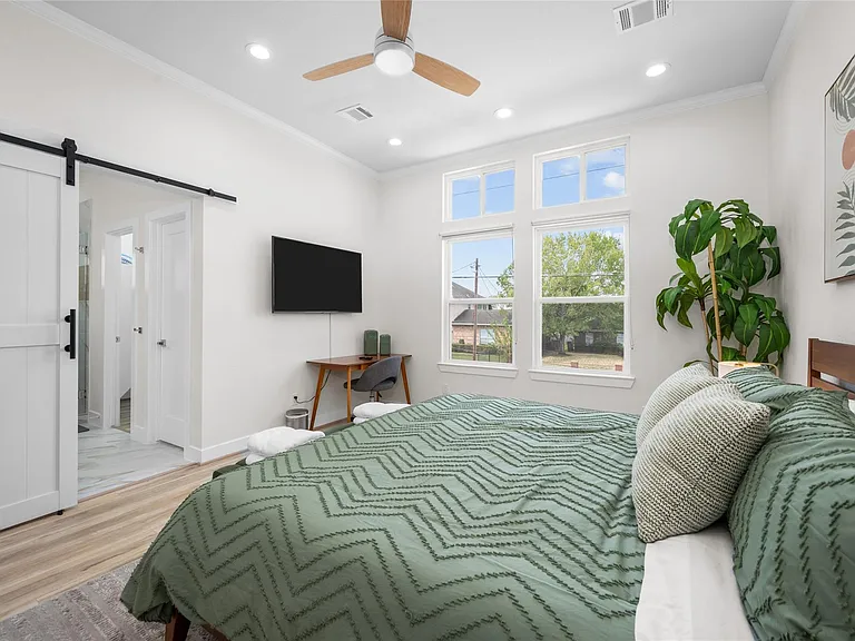 7089 Tierwester St — Photo 20