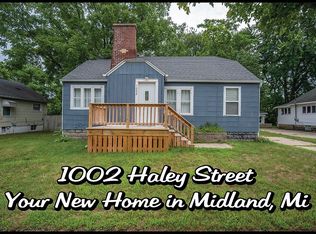 1002 Haley St, Midland, MI 48640