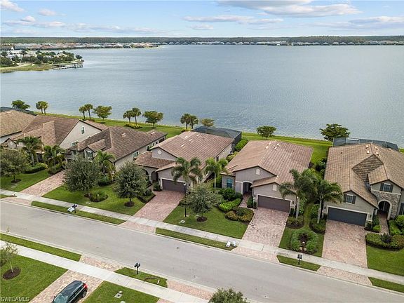 2nd image of 20143 Corkscrew Shores Blvd