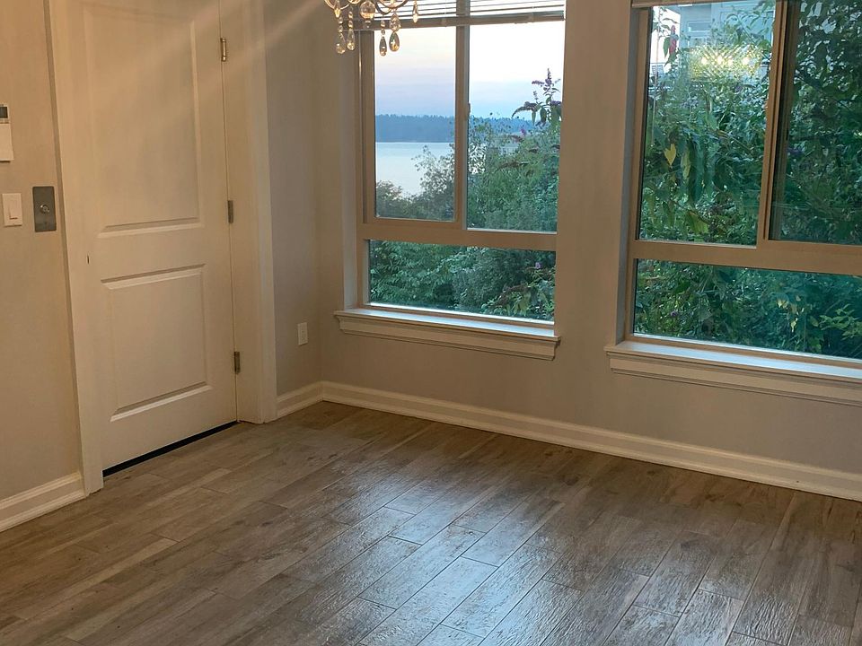 living room/dining