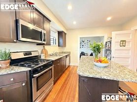 75 Leicester St
