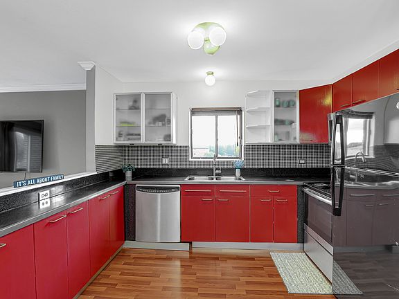 5th image of 1108 Cedar St APT 3A