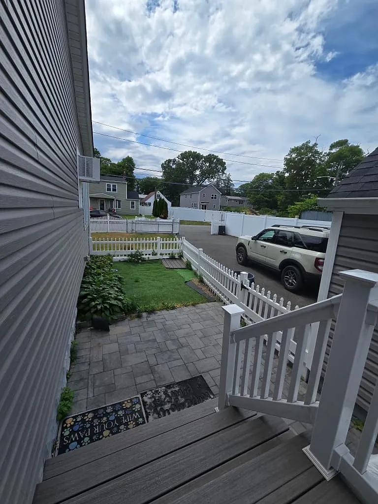 3 bed, 1284 sqft, $3,600 — Photo 3