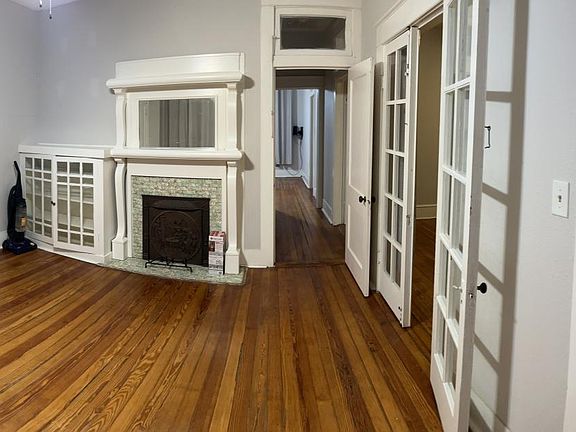Can be used as living or extra living room area. Access to balcony