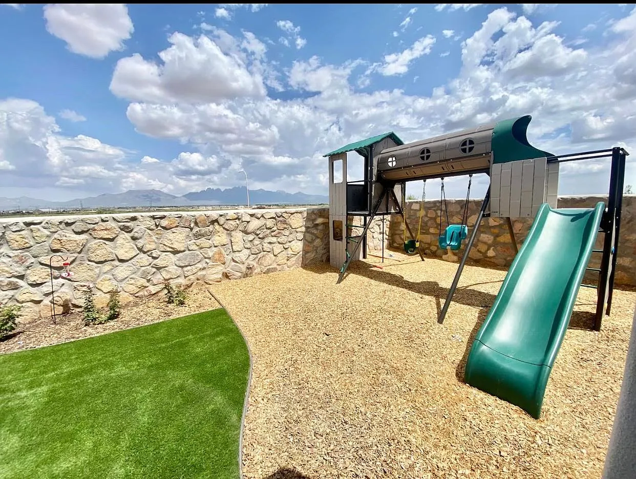6880 Electra Ave — Photo 3