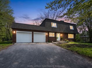1081 Boucher Cres, Ottawa, ON K4M1B3