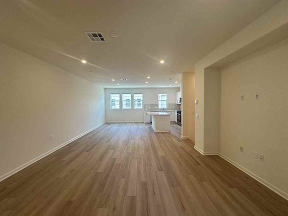 2nd image of 16329 Sandpiper Ave