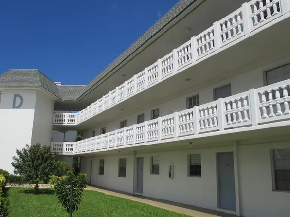 315 Saint Andrews BLVD #D5, NAPLES, FL 34113