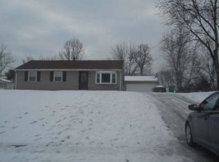 9930 Crestwood Dr, Twinsburg, OH 44087