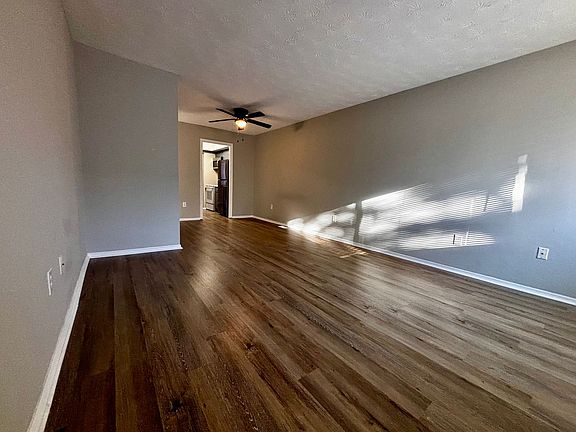 4th image of 3503 Spanish Villa Dr #1