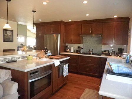 5th image of 329 Smith Dr