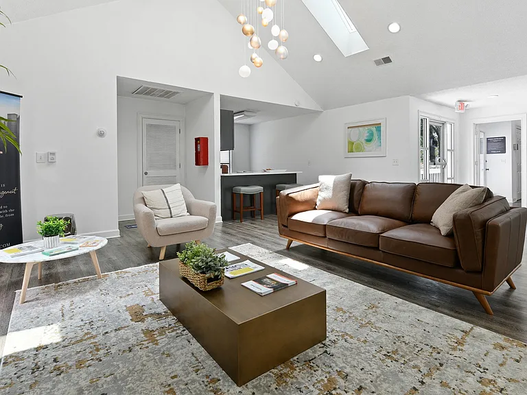 450 Waldan Cir — Photo 26