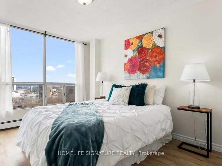 150 Charlton Ave E #1803 — Photo 6