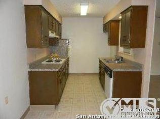 5639 Walzem Rd, Windcrest, TX 78218