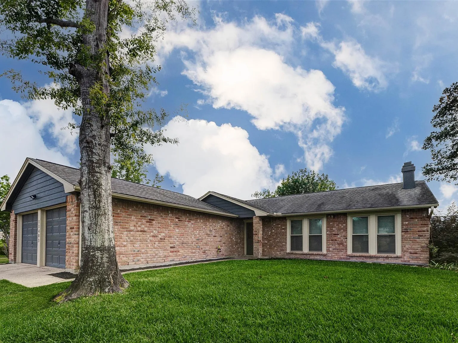 3 bed, 2.0 bath, 1477 sqft, $1,850 — Photo 2
