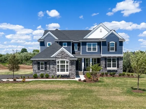 5 Paetzell Farm Rd, Milford Boro, NJ 08848