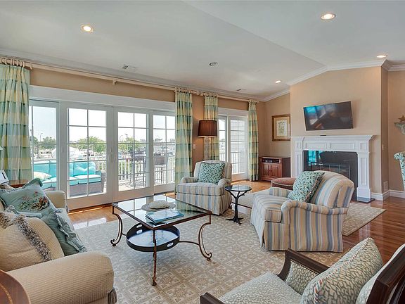 5th image of 60 Ocean Watch Ct #60