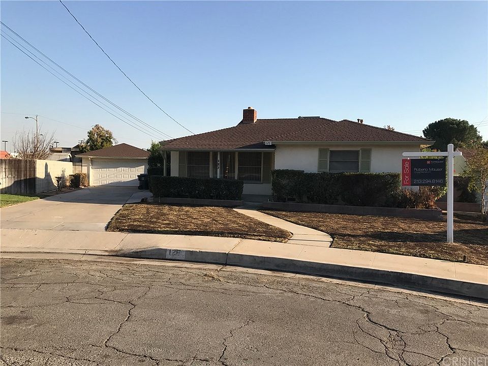 1st image of 127 Glenfair Ln