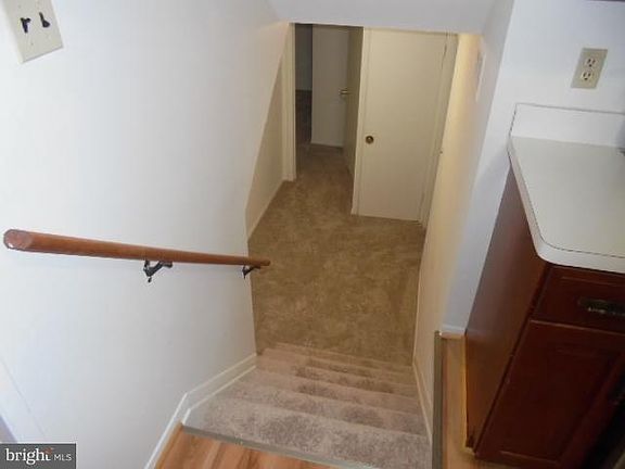 5th image of 7107 Falcon St