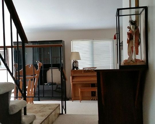 4th image of 37 Linwell Ct