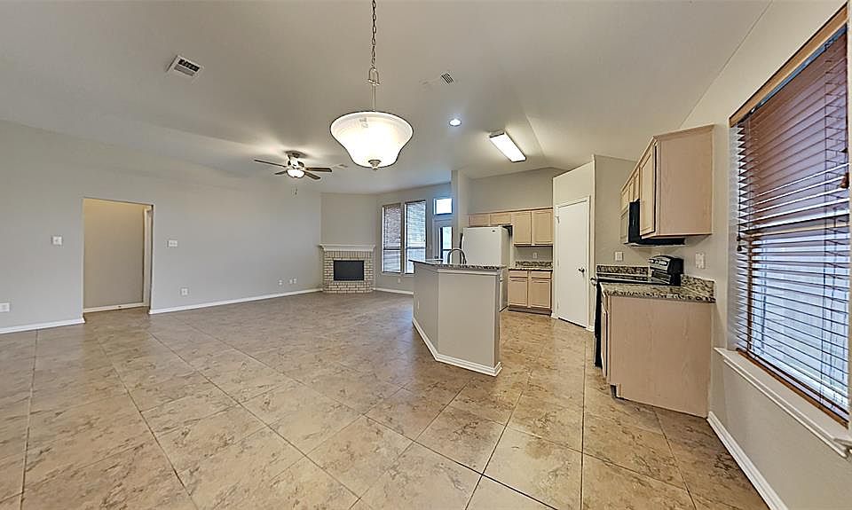 1015 Port Boliver Dr, Little Elm, TX 75068 Zillow