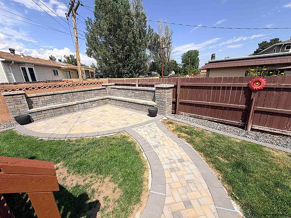 2nd image of 907 Baldwin Dr