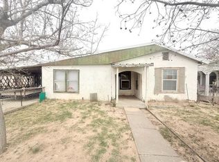 1008 S Pecan St, Pecos, TX 79772