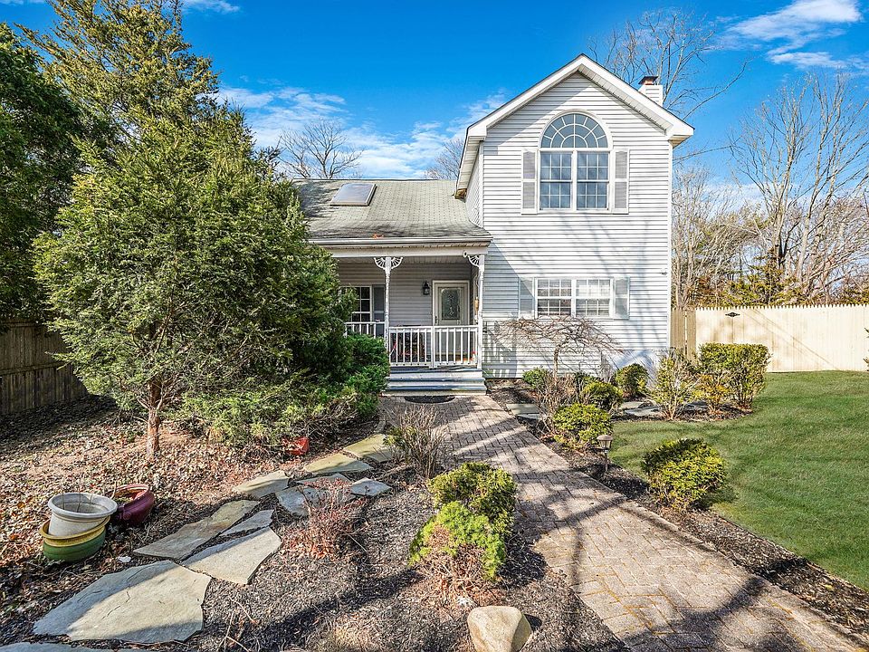 1st image of 354 Lincoln Avenue