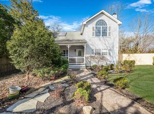 354 Lincoln Ave, Sayville, NY 11782