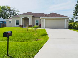1826 SW Clambake Ave, Port Saint Lucie, FL 34953