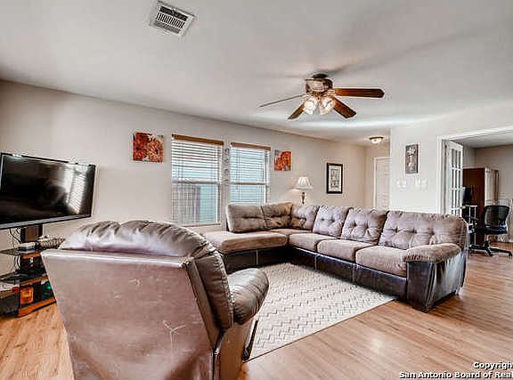 5th image of 4022 Bulverde Pkwy