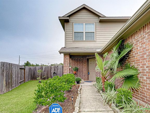 5th image of 13903 Suffolk Woods Ln