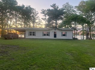 422 Island Point Dr, Lake Providence, LA 71254