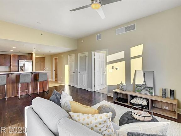5th image of 150 Las Vegas Blvd N Unit 2210