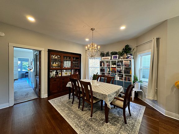 3rd image of 2538 W Ainslie St #2