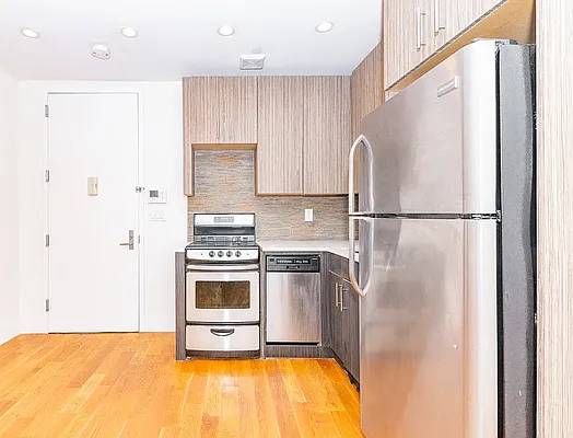 Rented by ATM Realty Service Inc | media 31