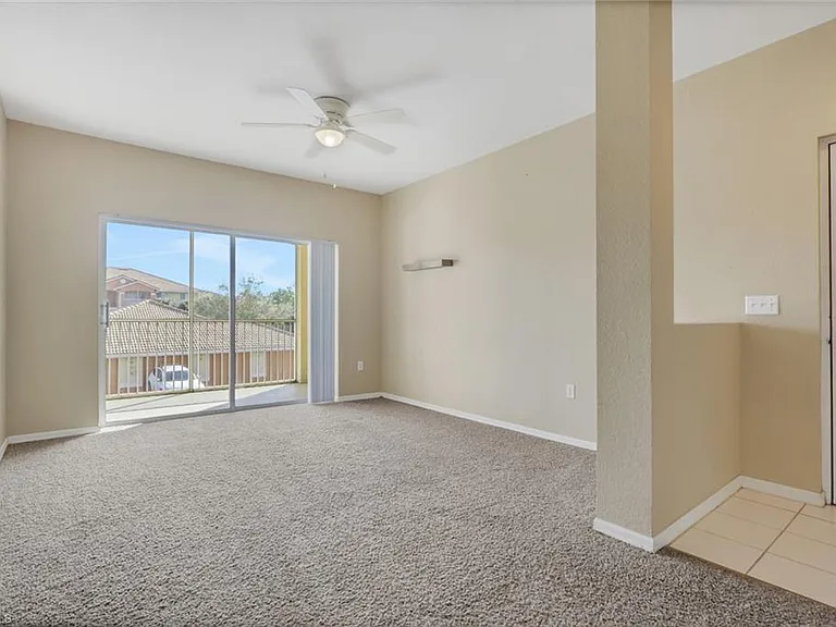 6321 Aragon Way #206 — Photo 3