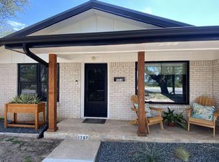 1202 Nix Rd, Lampasas, TX 76550