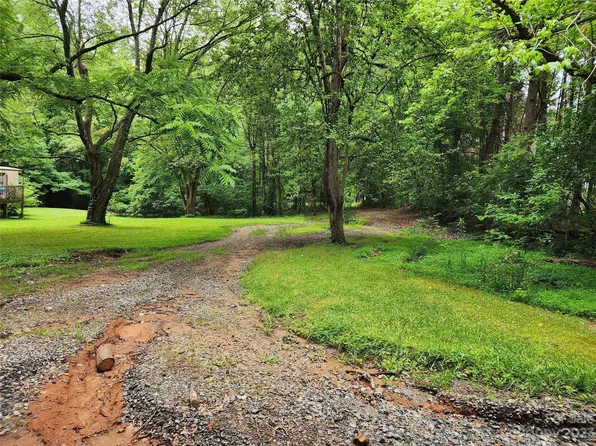 3253 Barrett Ln, Gastonia, NC 28054
